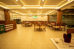 Restaurant-resize